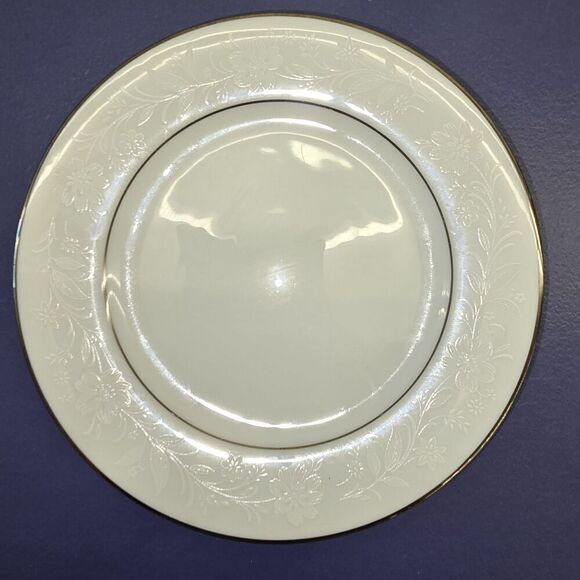 Noritake Ranier 4 Bread & Butter Plates Platinum Trim #6909 Floral White - Picture 3 of 4